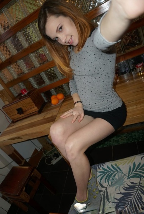 Arnavutköy Merkez Premium Escort Mine ile Unutulmaz Saatler